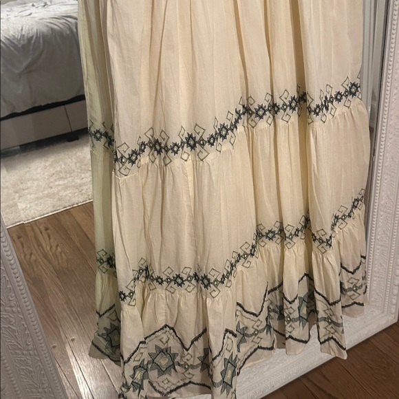 Chic Cream and Green Embroidered Maxi Dress - Picture 3 of 4